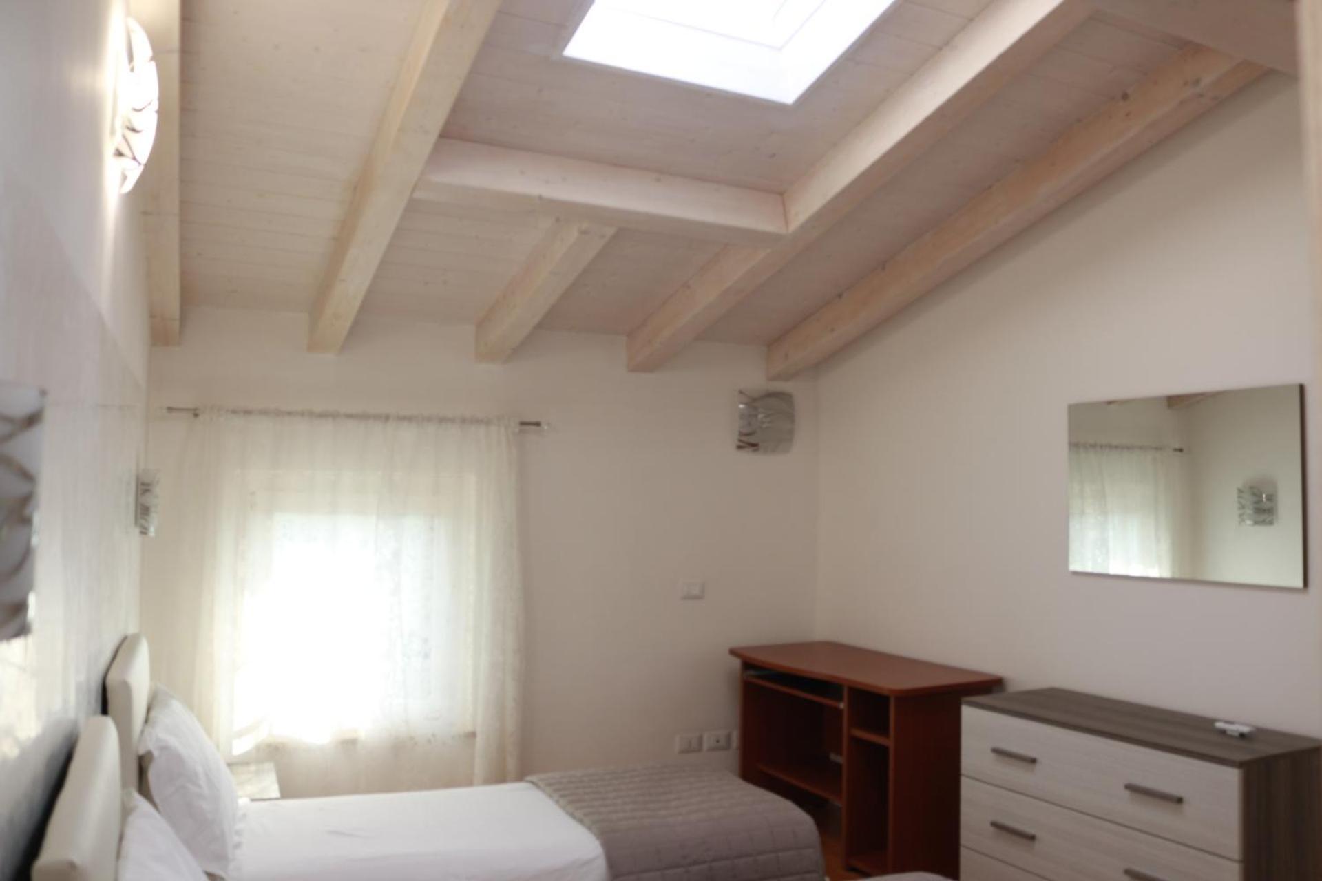 Appartement Locazione Turistica Aquila 3 à Vérone Extérieur photo